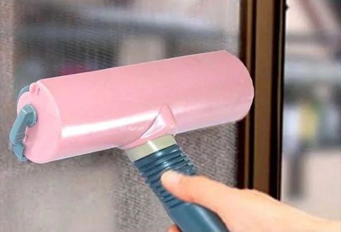 多功能紗窗清潔刷 自動吸灰、免水洗，讓清潔更輕松